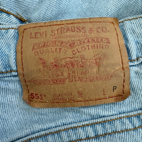 ✨Vintage✨Levi’s 551 Relaxed Fit/ Tapered Leg✨Size: 12 Petite✨ - Picture 9 of 14